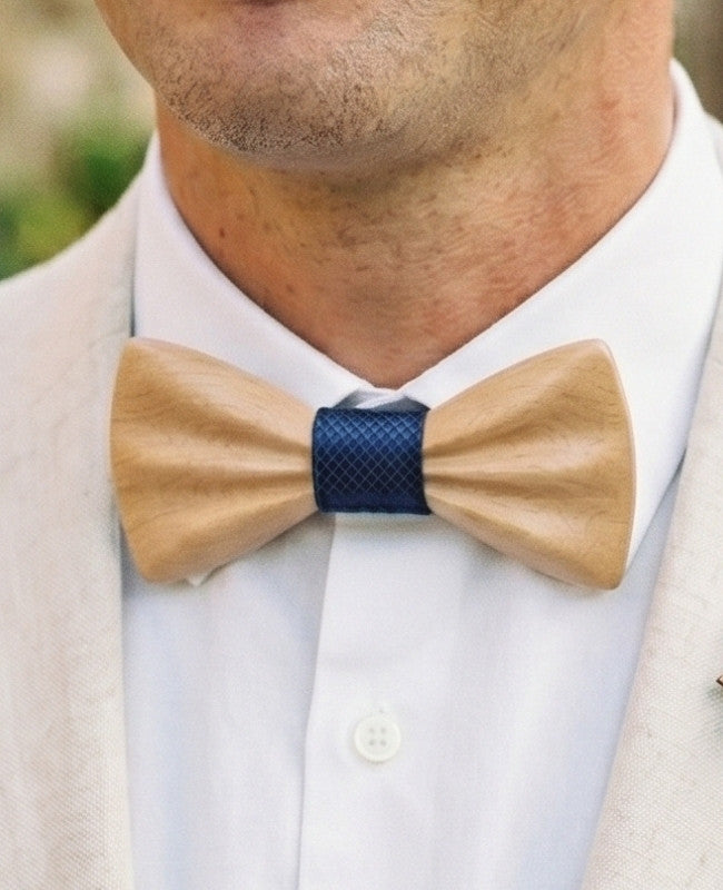 Coffret Noeud Papillon Bleu Homme en Bois Clair «Hippolyte»